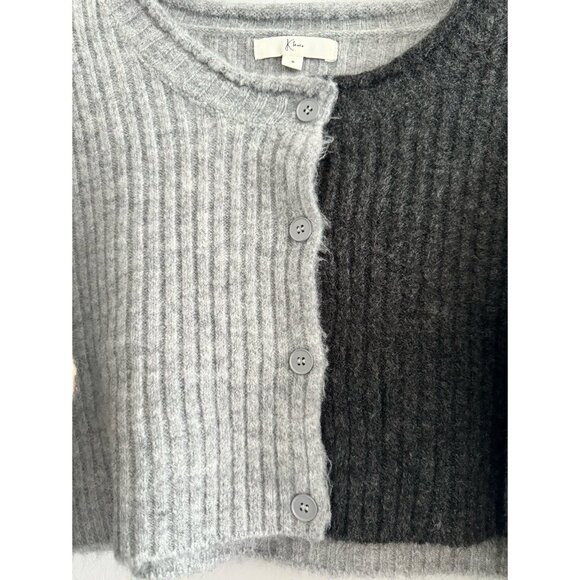 Button-Front Colorblock Crop Sweater – Grey/Black – Small – NWOT - Picture 8 of 8